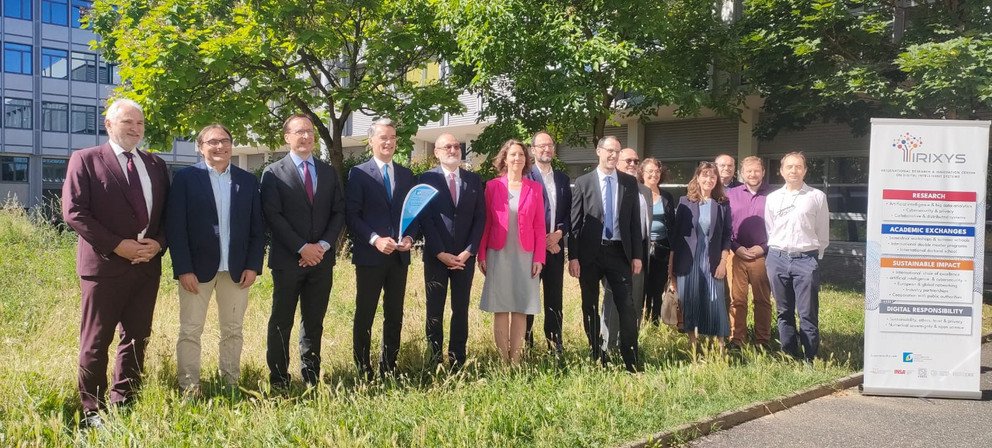 (from left to right): Ulrich Bartosch, Lionel Brunie, Jan Hendrik Schumann, Philippe Gr&eacute;ciano, Fr&eacute;d&eacute;ric Fotiadu, Jessica Engel, Harald Kosch, Alexander Krebs, Ernesto Damiani, Nadia Bennani, Gabriele Gianini, Florian Wahl, Előd Egyed-Zsigmond.