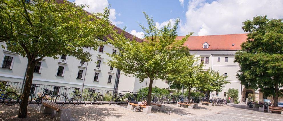 Courtyard inside the Nikolakloster building