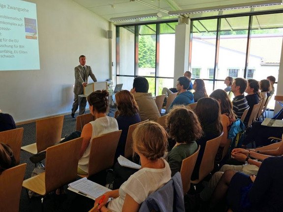 Vortrag von Tobias Flessenkemper, Foto: Florian Rampelt