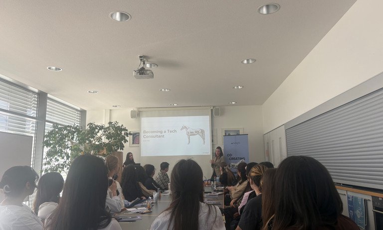 MINT-Cafe Special mit Netlight Consulting