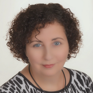 Portraitbild Nicole Ahmadzadeh