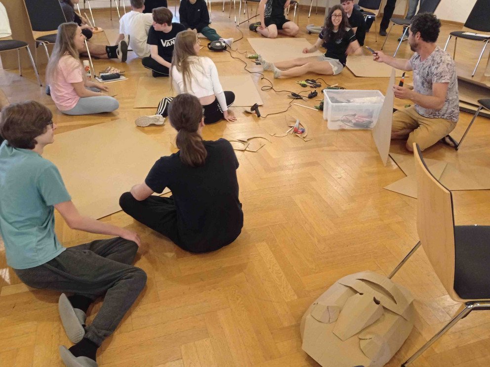 H&ouml;ll/L&iacute;skov&aacute;