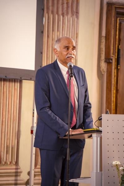 Der indische Botschafter in Deutschland S.E. Harish Parvathaneni beim Symposion des Neuburger Gesprächskreises, Foto: Universität Passau  