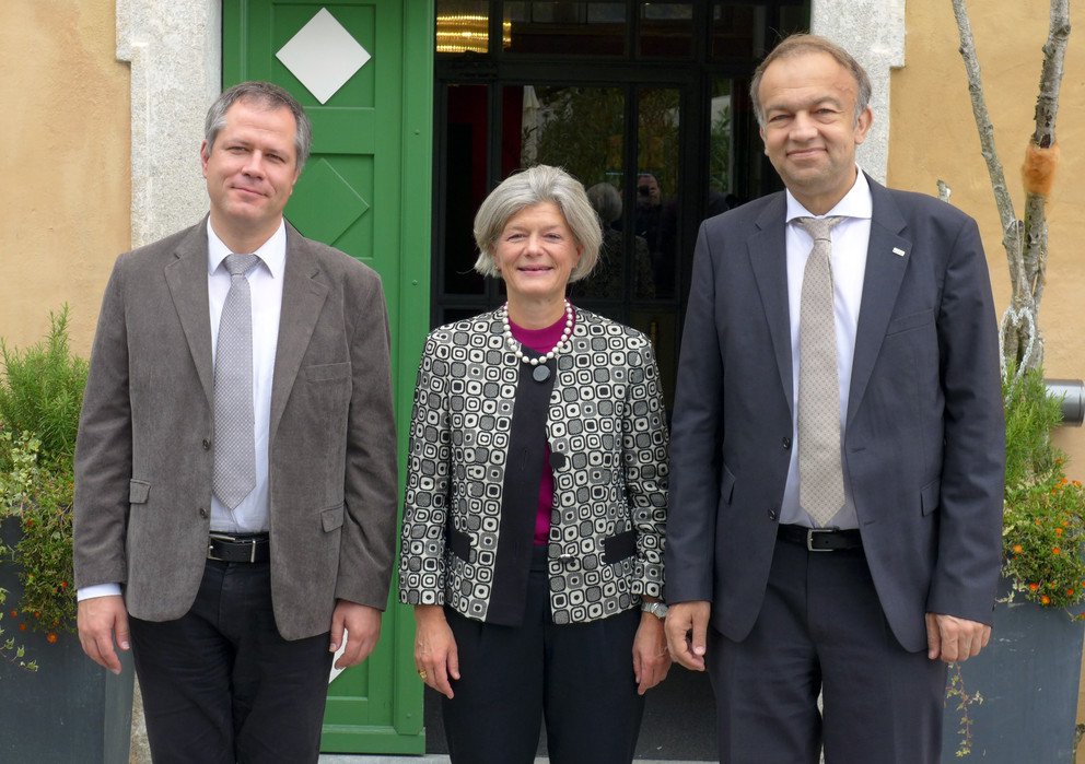 Pr&auml;sidentin Jungwirth, Rektor Lukas (l.) und Rektor Machula diskutierten M&ouml;glichkeiten der st&auml;rkeren Institutionalisierung der Zusammenarbeit und vereinbarten eine Reihe weiterer Treffen, "um das Projekt nach Kr&auml;ften zu unterst&uuml;tzen". Foto: Universit&auml;t Passau