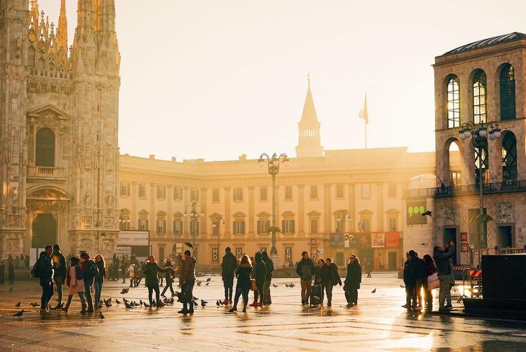 Der Dom von Mailand in der Abendsonne.