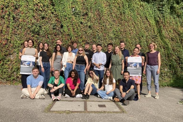 Teilnehmerinnen und Teilnehmer der ersten Passau Summer School for Applied Ethics (PASSAE); Foto: Universität Passau
