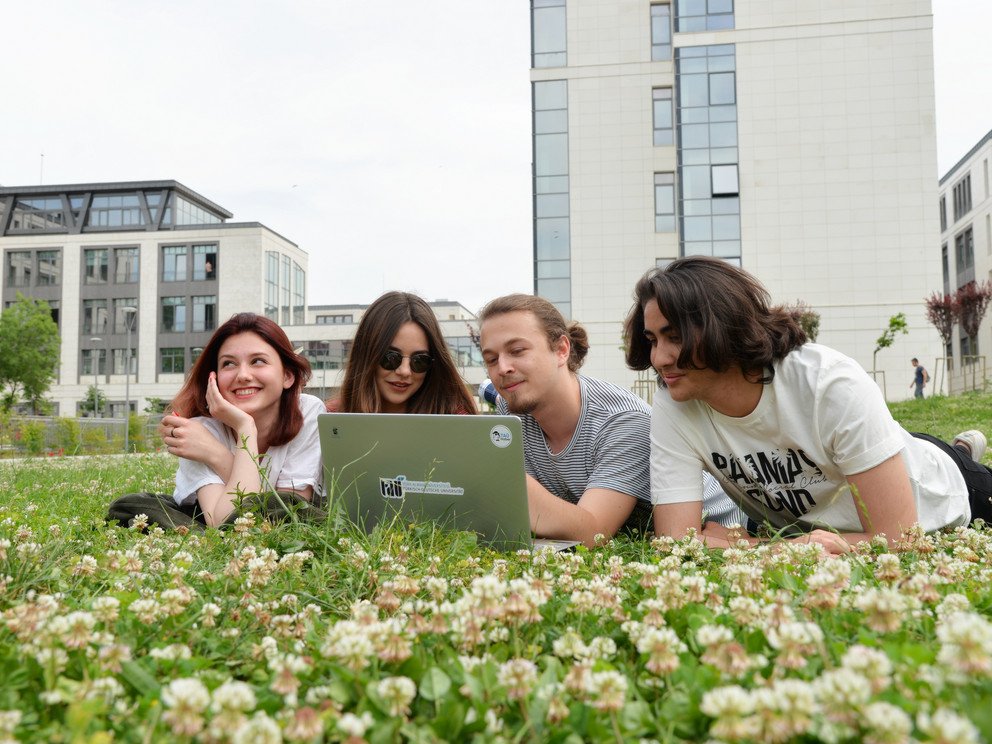 Eindrücke vom Campus der TDU