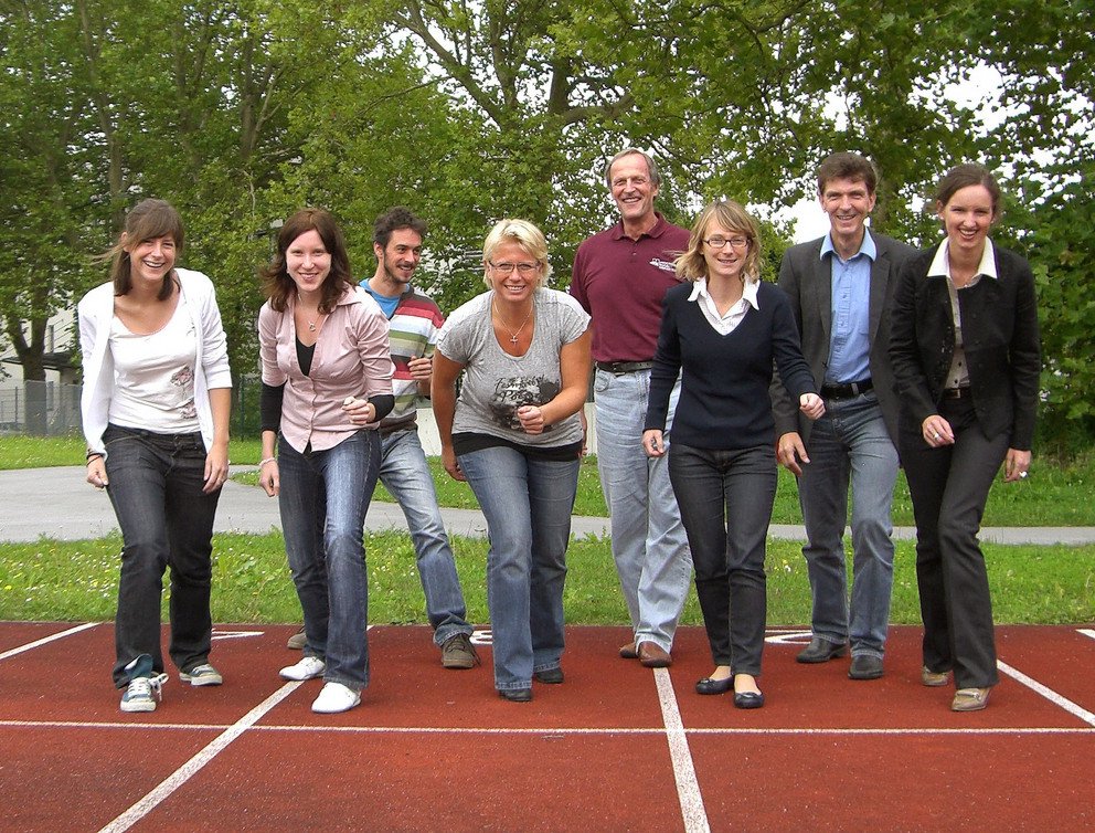 Das Projektteam &bdquo;Bewegte Ganztagsschule&ldquo; unter Leitung von Professor Dr. Gerhard Waschler