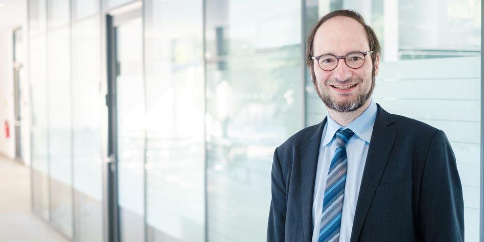 Prof. Dr. Harald Kosch Professor Harald Kosch
