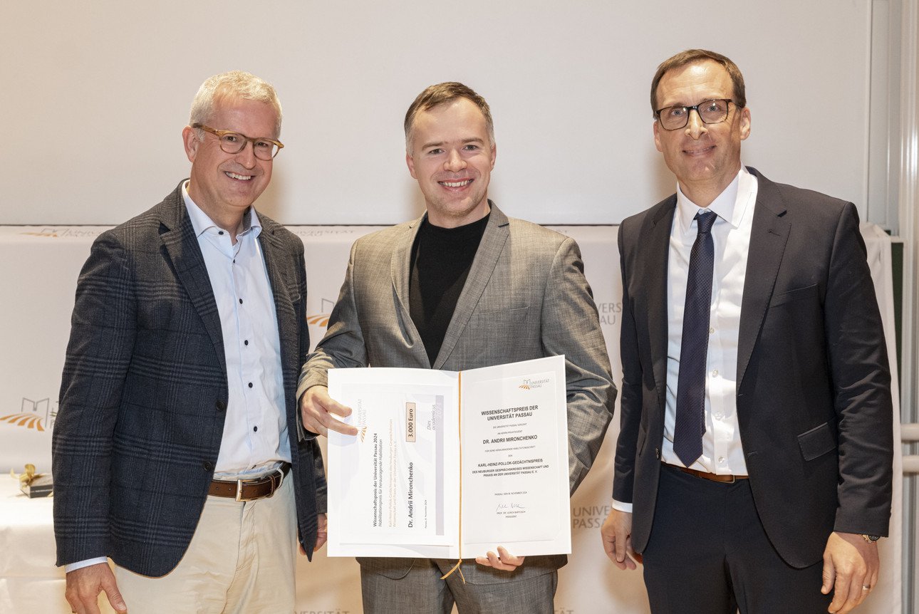 Dr. Fritz Audebert, Vorstand ICUnet Group Dr. Andrii Mironchenko Prof. Dr. Jan Schumann, Vizepr&auml;sident f&uuml;r Forschung