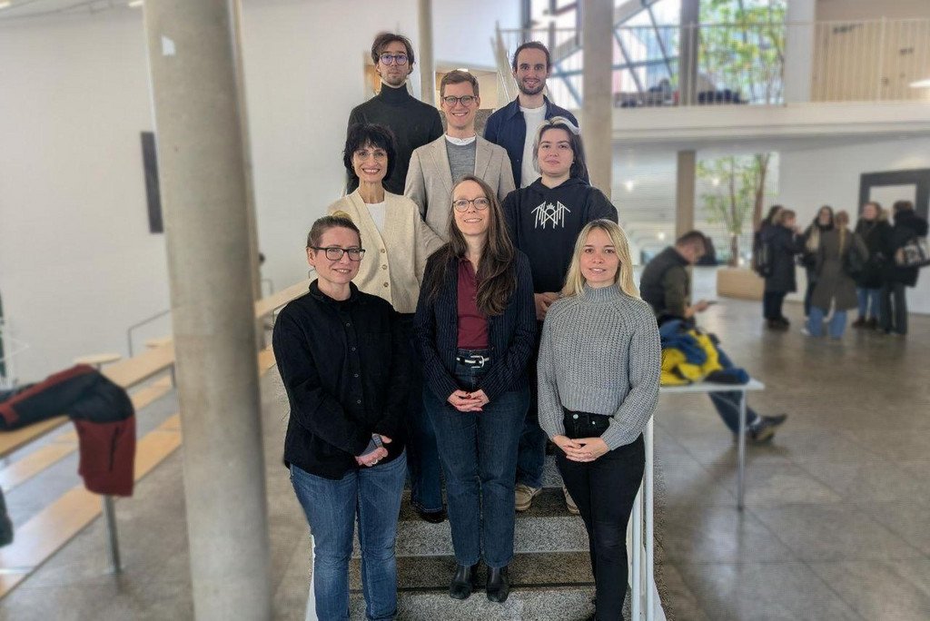 Mitglieder des Mittelbaukonvents, von links nach rechts: Dr. Kristina Wittkamp, Dr. Doris Cihlars, Samuel Kapralik, Dr. Till Meickmann, Nina Riedler, Jakob Baumann, Lukas Bachmann, Verena Wecklein