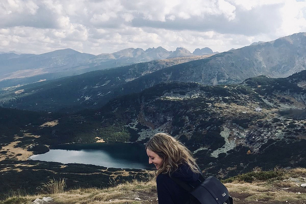 Jana beim Wandern im Rila-Gebirge