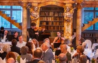 Musik in der Bibliothek. Foto: Universität Passau