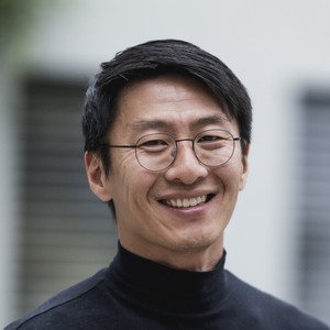 Professor Jin Gerlach
