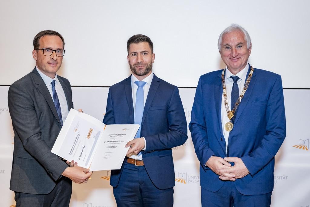 von links: Prof. Dr. Jan H. Schumann, Dr. Benjamin Hahn, Prof. Dr. Ulrich Bartosch