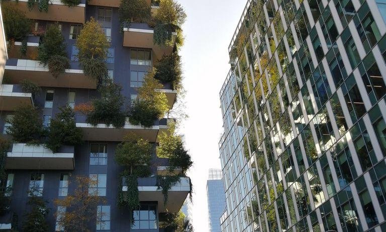 Bosco Verticale (bewachsenes Hochhaus in Mailand)