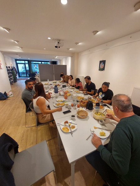 Intergenerational Caf&eacute;