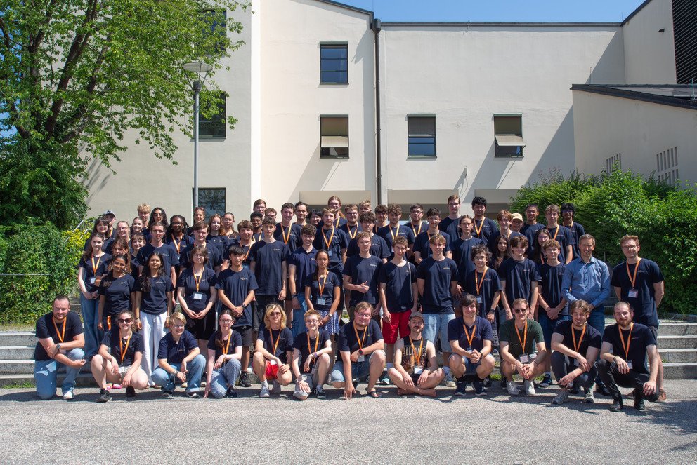 Mit Begeisterung dabei: Teilnehmende am Informatik-Camp 2026; Foto Universit&auml;t Passau