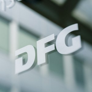 DFG: Deutsch-bri&shy;ti&shy;sche Ko&shy;op&shy;e&shy;ra&shy;tion in den Geis&shy;tes&shy;wis&shy;s.