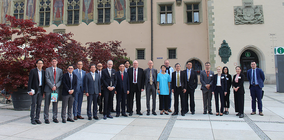 [Translate to Englisch:] Die Teilnehmerinnen und Teilnehmer des 8. Deutsch-Taiwanesischen Strafrechtsforums. Foto: Ulrike Koch (Universität Passau)