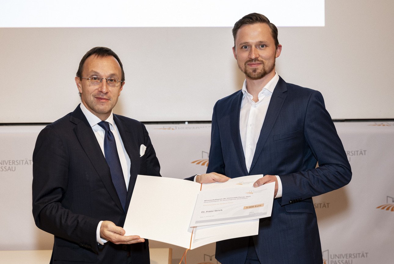Prof. Dr.&nbsp;Robert Obermaier (links) und Dr. Franz Strich