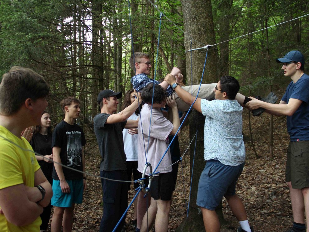 H&ouml;ll/L&iacute;skov&aacute;