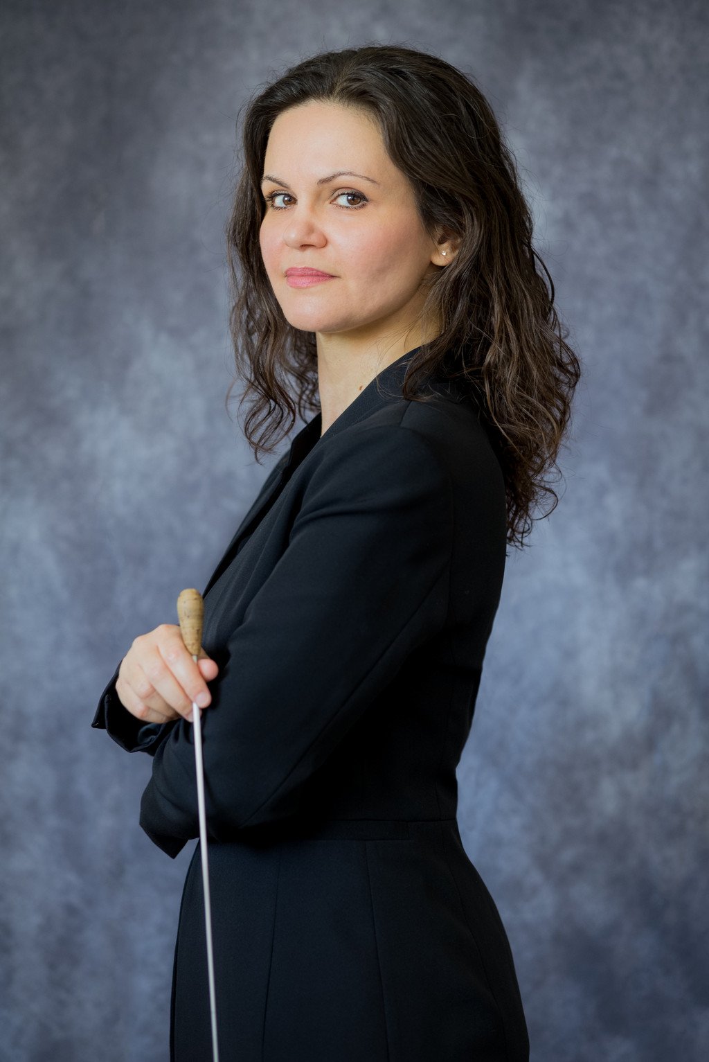 Photograph of the conductor Eleni Papakyriakou