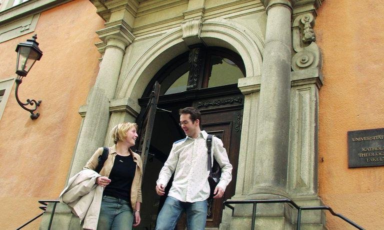 Students in front of a building entrance