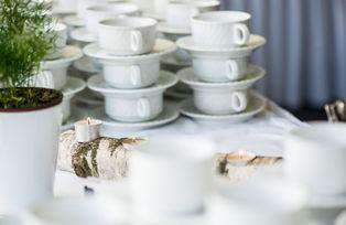 Crockery arrangement