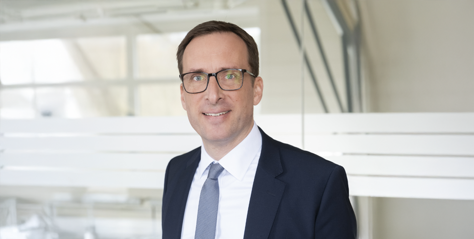 Professor Dr. Jan H. Schumann