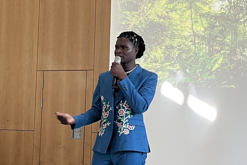David Avido bei seinem Vortrag in der Innsteg-Aula; Foto: Universität Passau