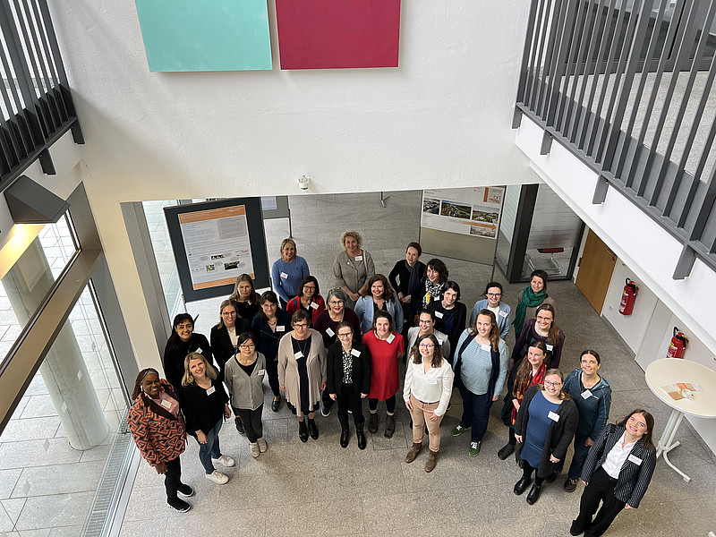Die Stipendiatinnen der Bayerischen Gleichstellungsförderung zu Besuch an der Universität Passau. Foto: Universität Passau