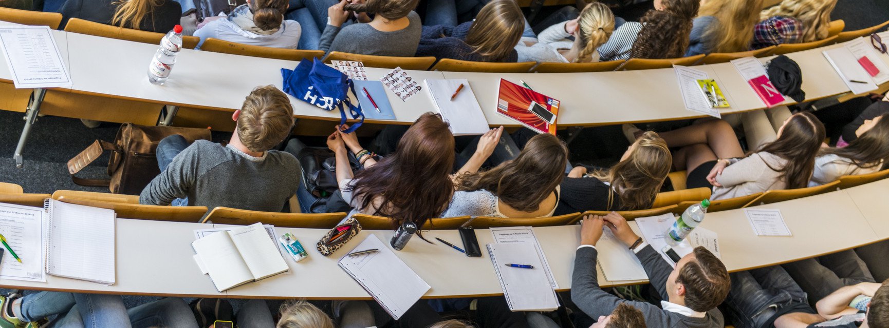 Blick auf einen H&ouml;rsaal