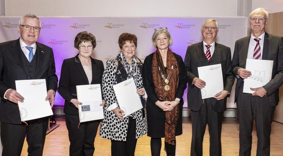 Gruppenbild Ehrentitel Uni Passau