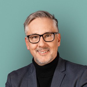 Portraitfoto Bernhard Sonnleitner