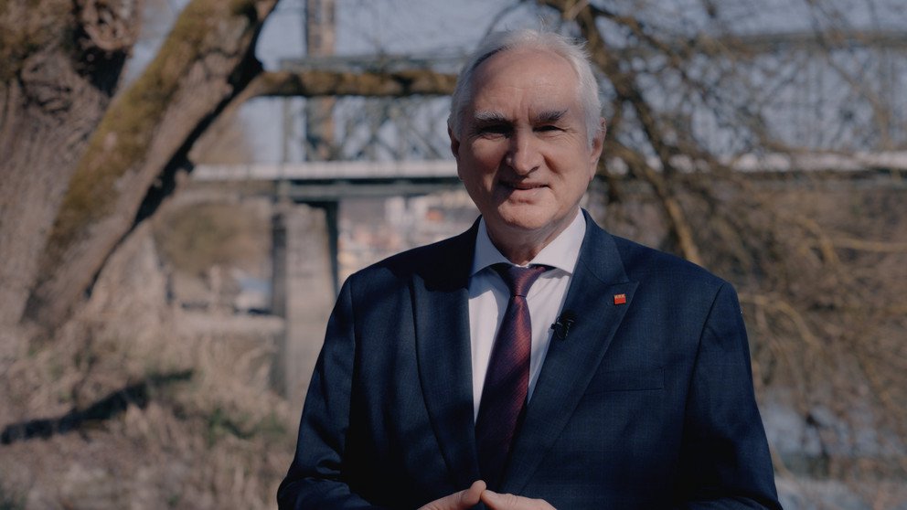 Professor Ulrich Bartosch