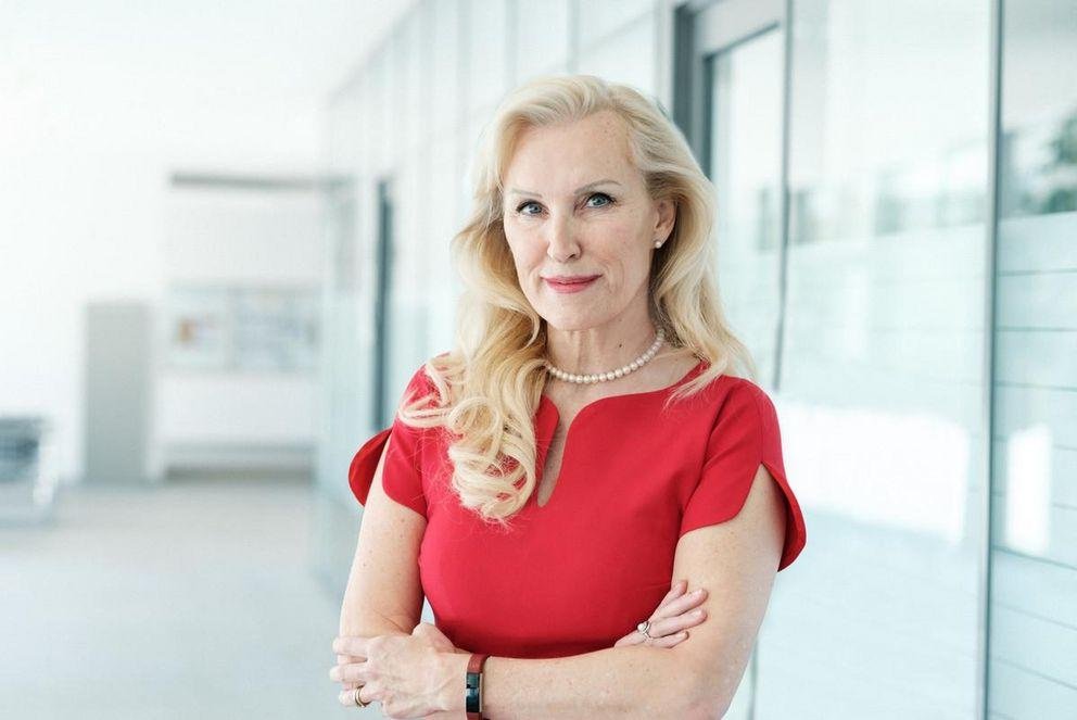 Prof. Dr. Christina Hansen Prof. Dr. Christina Hansen