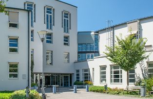 Faculty of Business Administration and Economics