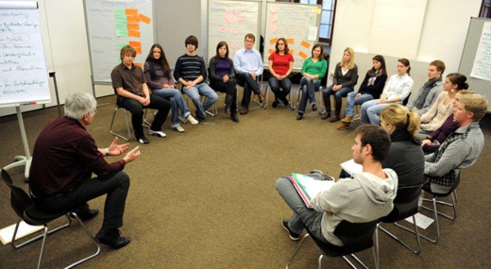 Secondary school teaching degree for Hauptschule School pupils in class