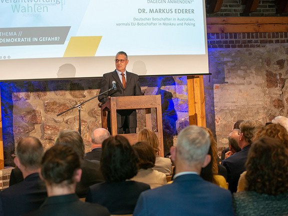 Dr. Markus Ederer