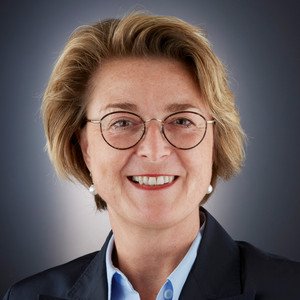 Portraitbild Barbara Kunze 