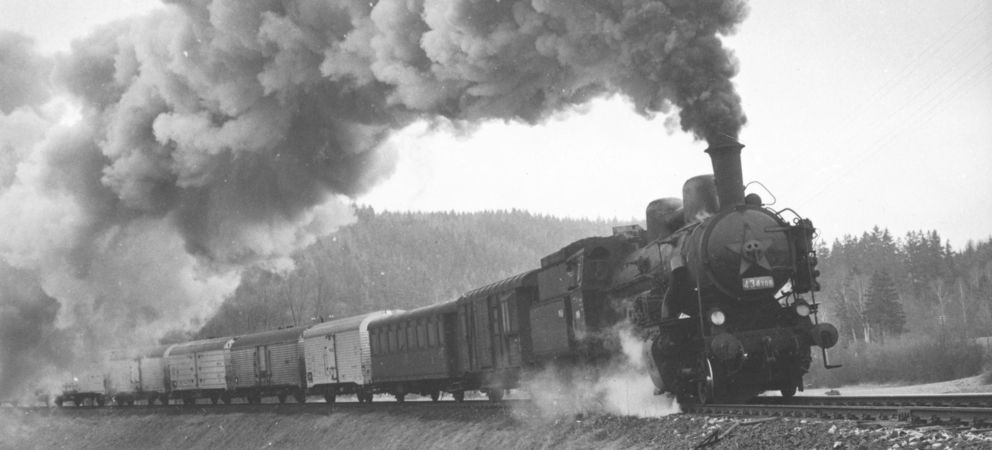 Dampflokomotive mit dem Güterzug, Anfang der 1970er. Foto: Privatsammlung von Michal Roh.