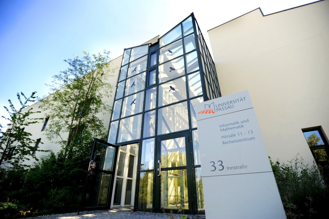 Die Fakult&auml;t f&uuml;r Informatik und Mathematik