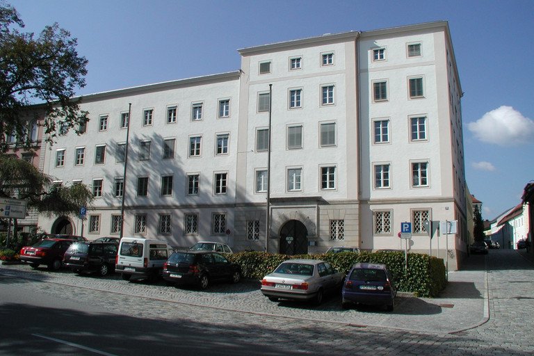 Institutsgebude