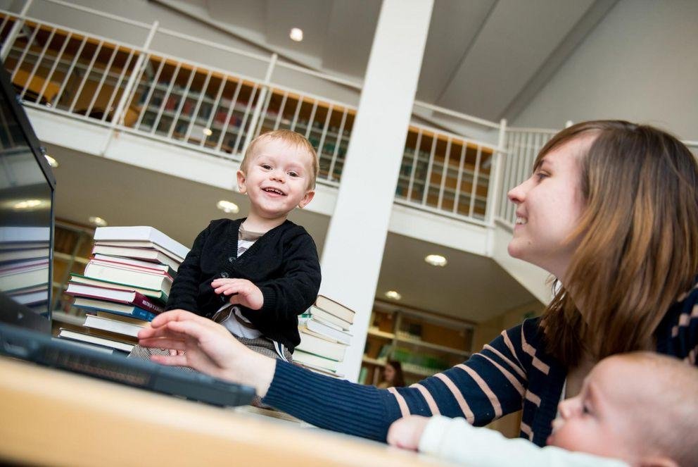 Studentin mit Kindern