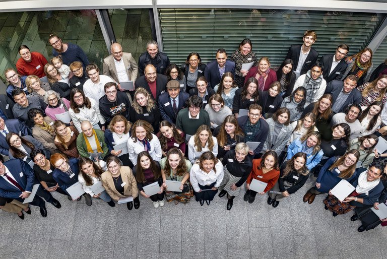 In diesem Jahr erhalten insgesamt 65 besonders begabte und engagierte Studierende an der Universität Passau ein Deutschlandstipendium. Foto: Universität Passau