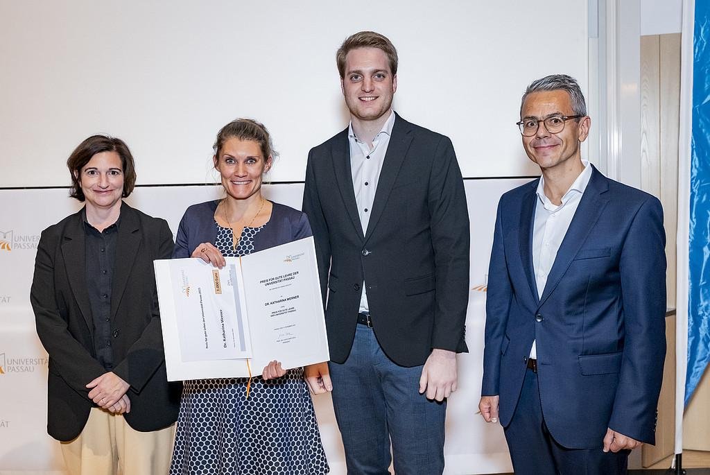 von links:Prof. Dr. Bettina Noltenius, Dr. Katharina Werner, Stephan Brandler, Michael Gruber