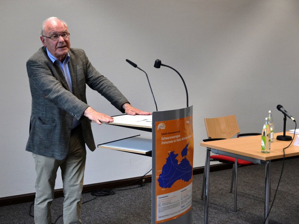 Expertengespräch mit Prof. Dr. Udo Steinbach