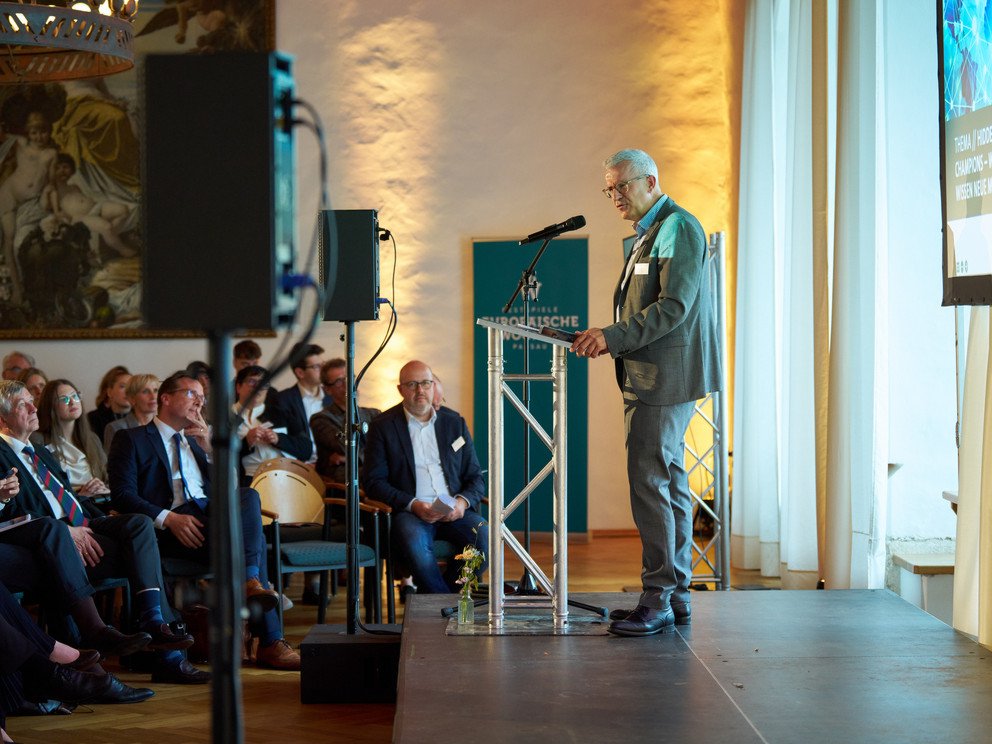 Symposion 2026 - Dr. Fritz Audebert