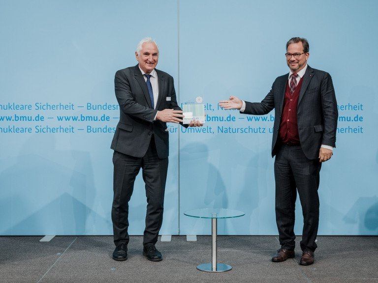 Papieratlas_Aufsteiger des Jahres